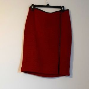 Red / black The Limited sz8 pencil skirt Great Condition!